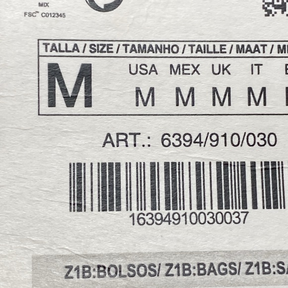 Zara Straw Tote with Green Stripe Accents - Picture 6 of 10